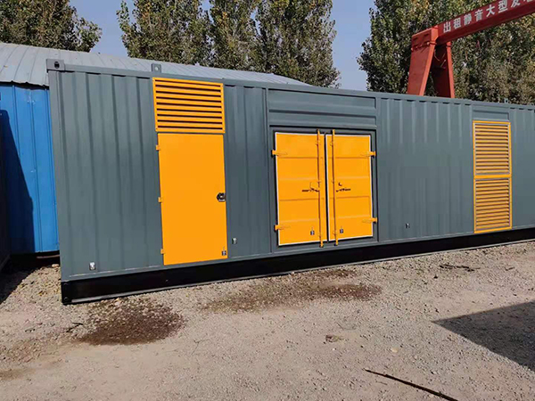开平300kw 柴油发电机组用多大的空气开关？