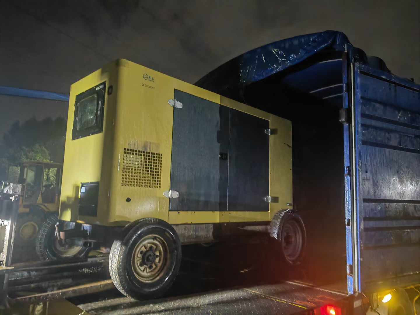 开平如何根据负载特性选择合适的柴油发电机？