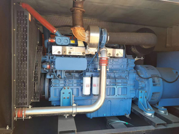 开平柴油发电机组一般有几种电压输出？