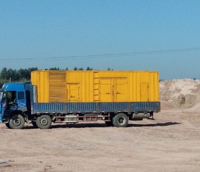 开平发电机出租如何判断柴油发电机冷却液是否需要更换？