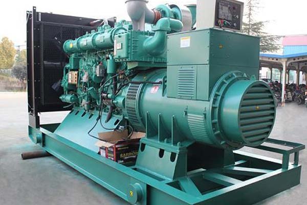 开平工厂发电机应急发电中如何优化燃油储备管理？